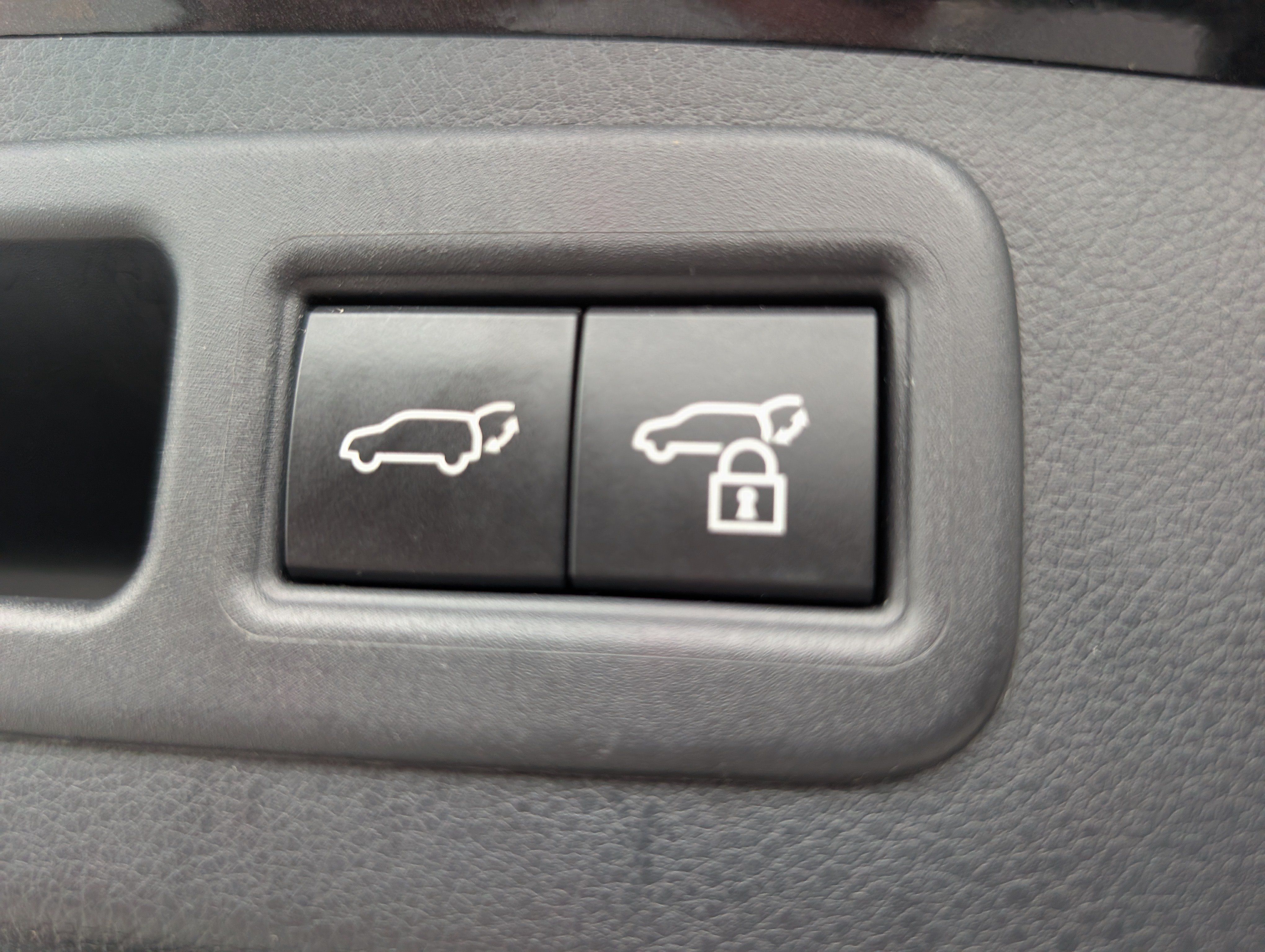Used 2023 Lexus RX 350 Premium w/ Accessory Package AWD/4WD image 14