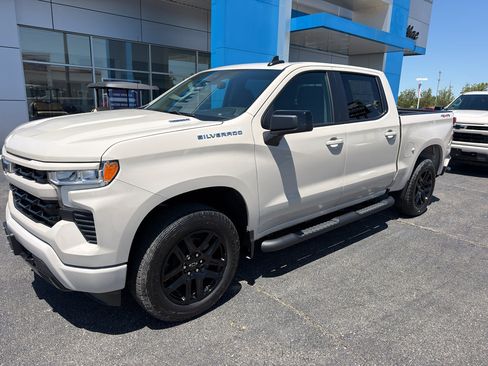 New 2026 Chevrolet Silverado 1500 RST w/ RST Select Package AWD/4WD image 2
