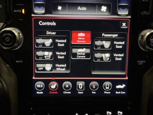 Used 2020 RAM 1500 Laramie image 7