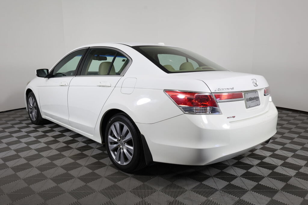 Used 2011 Honda Accord EX-L image 4