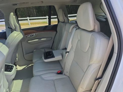 Used 2016 Volvo XC90 T6 Inscription w/ Vision Package image 43