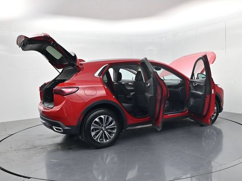 Used 2025 Buick Envision Preferred AWD/4WD image 67