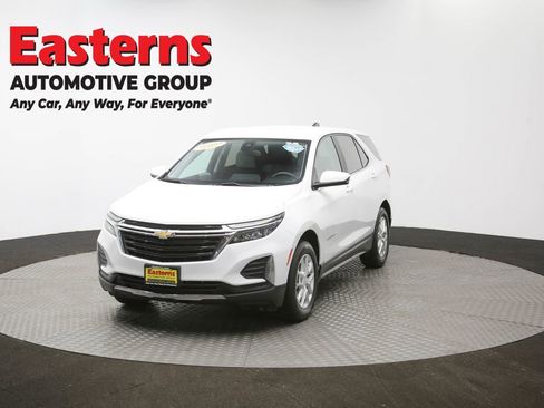 Used 2023 Chevrolet Equinox LT image 52