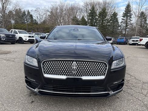 Used 2017 Lincoln Continental Select w/ Climate Package image 2