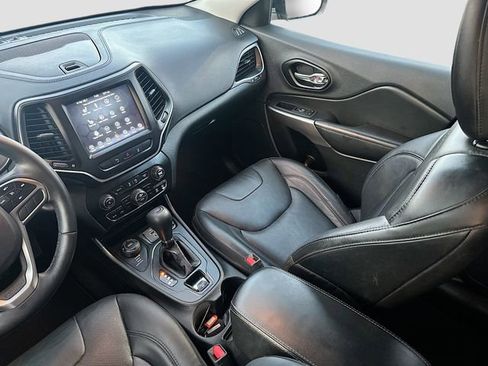 Used 2021 Jeep Cherokee Latitude Lux w/ Comfort/Convenience Group image 23