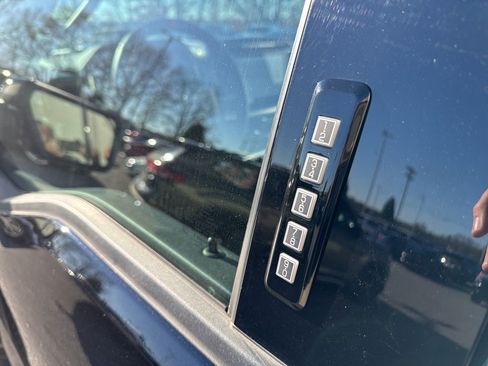 Used 2022 Ford F150 Raptor w/ Equipment Group 801A High image 39