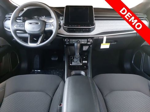 New 2025 Jeep Compass Sport image 9