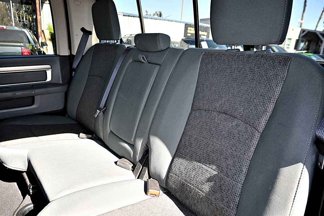 Used 2014 RAM 1500 Big Horn RWD image 9