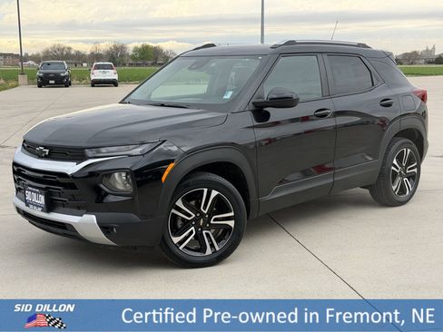 Certified 2023 Chevrolet TrailBlazer LT w/ Convenience Package AWD/4WD image 1