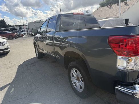 Used 2010 Toyota Tundra image 4