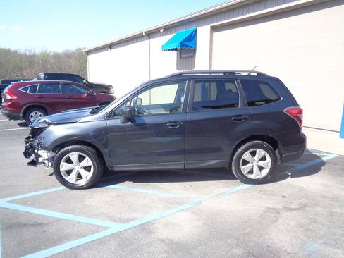 Used 2015 Subaru Forester 2.5i Premium image 3