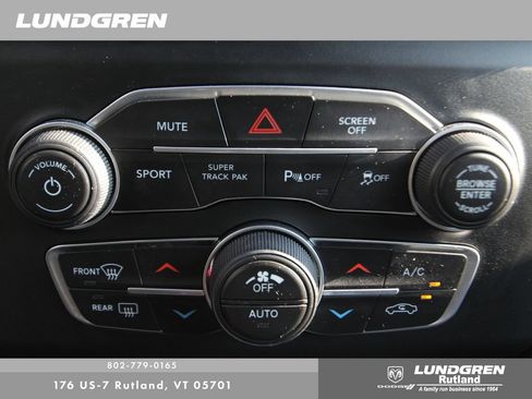 Used 2019 Dodge Charger R/T w/ Plus Group RWD image 31