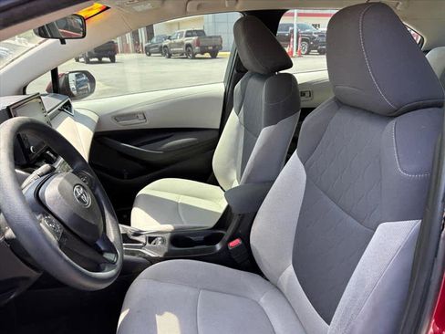 Used 2022 Toyota Corolla LE FWD image 24