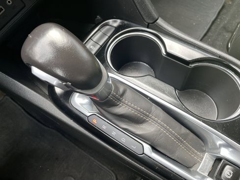 Certified 2022 Buick Encore GX Select w/ Sport Touring Package image 14