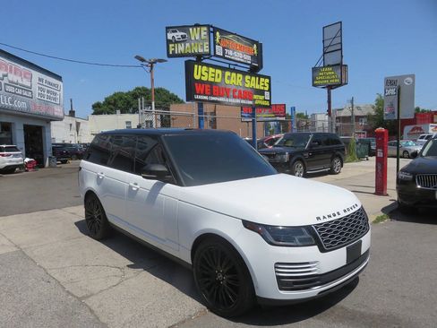 Used 2018 Land Rover Range Rover HSE AWD/4WD image 3