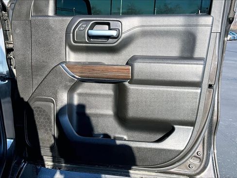 Used 2021 Chevrolet Silverado 1500 LT image 26