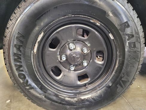 Used 2021 RAM 1500 Tradesman w/ Popular Equipment Group AWD/4WD image 31