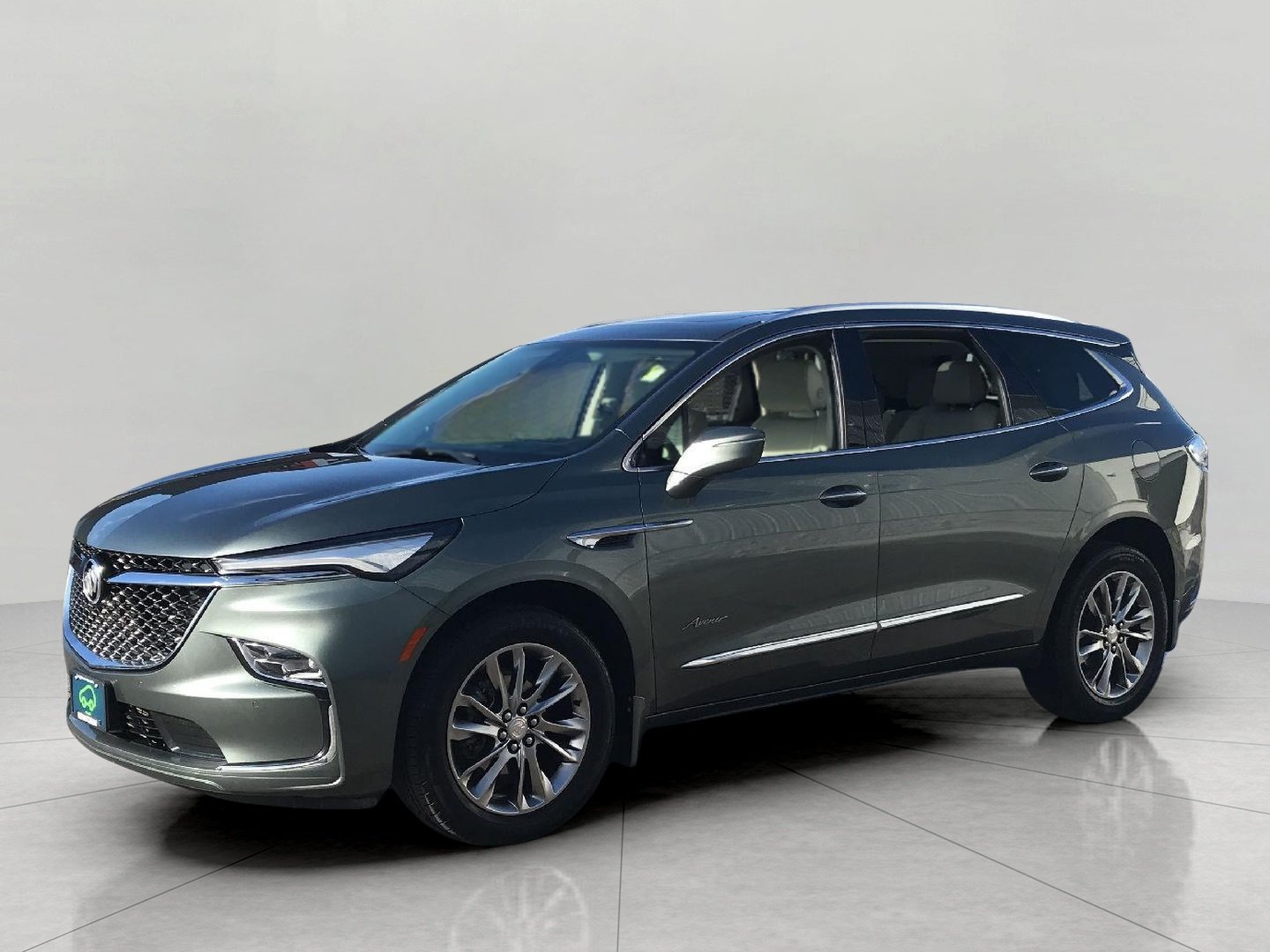 Certified 2022 Buick Enclave Avenir w/ Avenir Technology Package AWD/4WD image 1