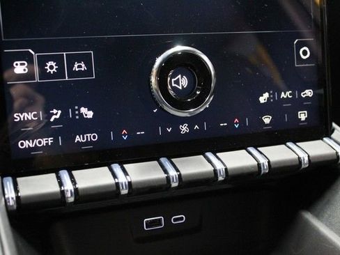 New 2026 GMC Terrain AT4 w/ Technology Package II AWD/4WD image 27