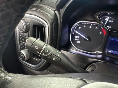 Used 2021 GMC Sierra 1500 SLT w/ SLT Premium Package AWD/4WD image 37