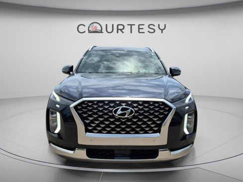 Certified 2022 Hyundai Palisade Calligraphy w/ Cargo Package FWD image 8