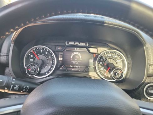 Used 2022 RAM 1500 Laramie w/ Sport Appearance Package image 18