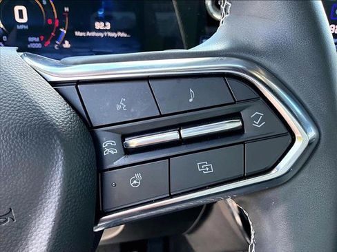 Used 2025 Chevrolet Traverse LT FWD image 21