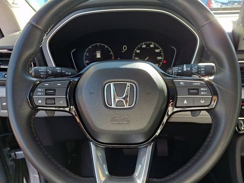 Used 2025 Honda Pilot Touring image 30