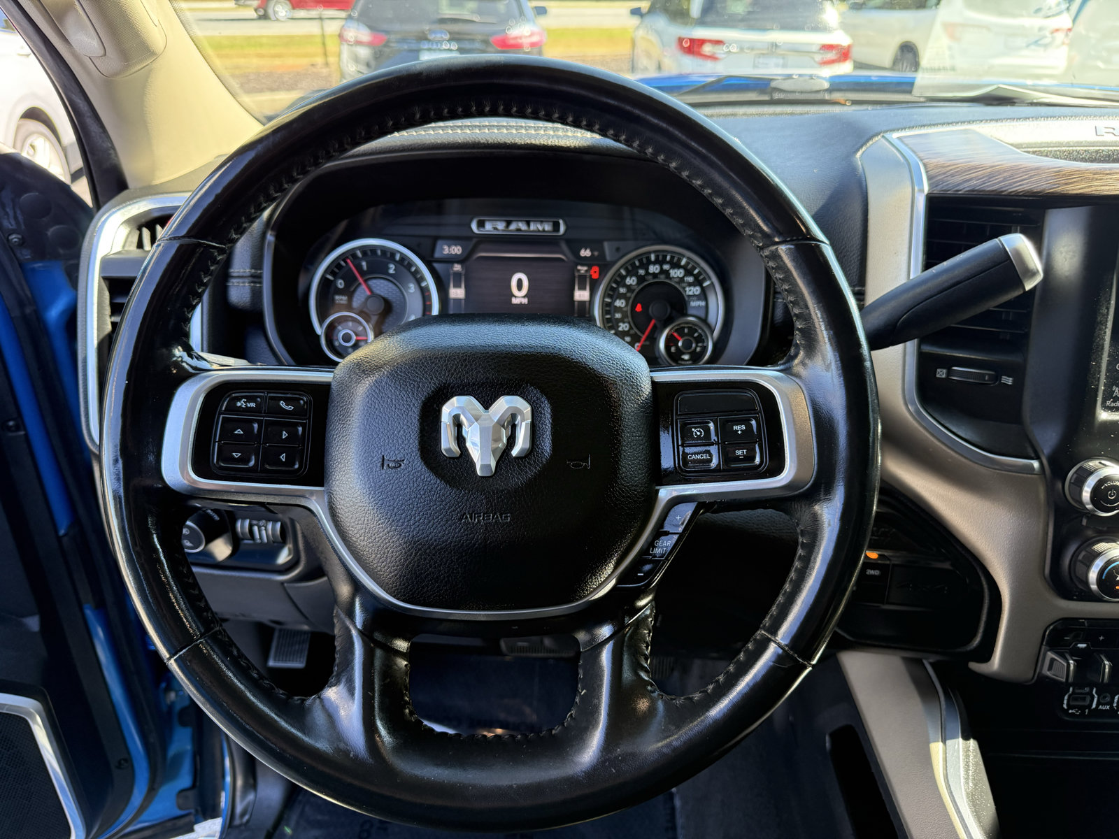Used 2021 RAM 3500 Laramie AWD/4WD image 11