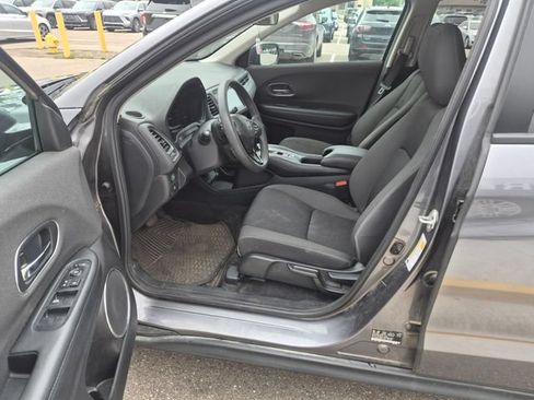 Used 2022 Honda HR-V EX image 12