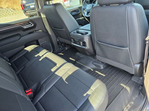 Certified 2023 GMC Sierra 1500 SLT w/ SLT Convenience Package image 28