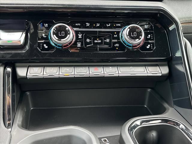 New 2026 GMC Sierra 2500 AT4 w/ AT4 Premium Plus Package AWD/4WD image 36