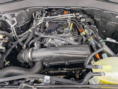 New 2025 Ford Explorer Active w/ Active Comfort Package image 16