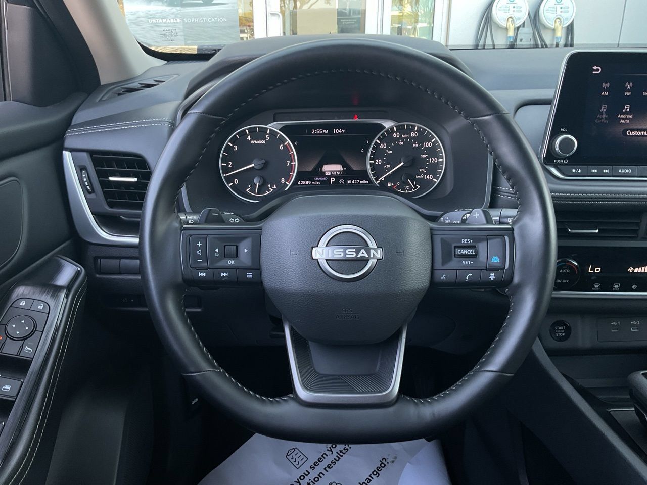 Used 2025 Nissan Rogue SV FWD image 34