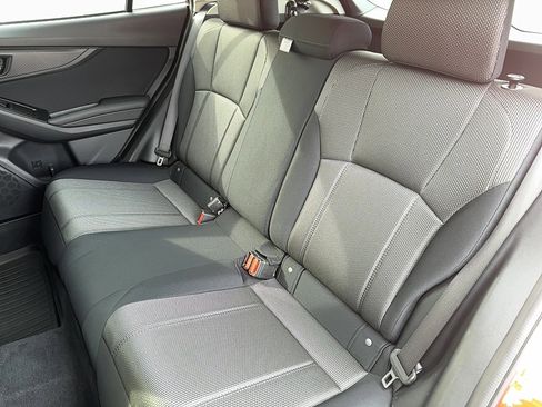 Certified 2022 Subaru Crosstrek 2.0i image 9