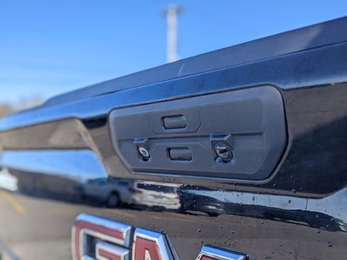 Used 2019 GMC Sierra 1500 Denali w/ Denali Carbonpro Edition image 19