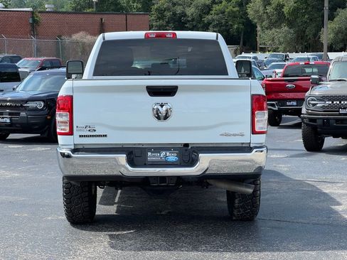Used 2024 RAM 2500 Big Horn AWD/4WD image 4