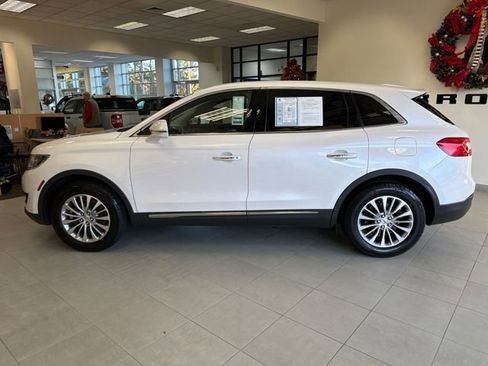 Used 2018 Lincoln MKX Select w/ Select Plus Package image 5