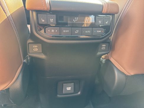 New 2026 Toyota Grand Highlander MAX Platinum image 37