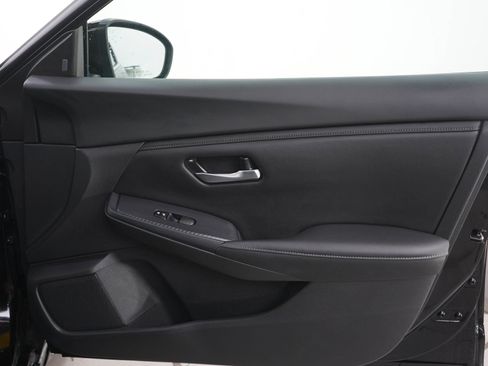 Used 2023 Nissan Sentra SV w/ All-Weather Package FWD image 9