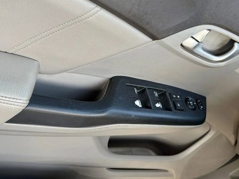 Used 2012 Honda Civic EX-L image 18