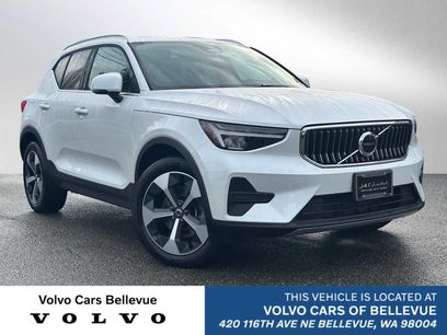 Used 2025 Volvo XC40 B5 Core w/ Climate Package