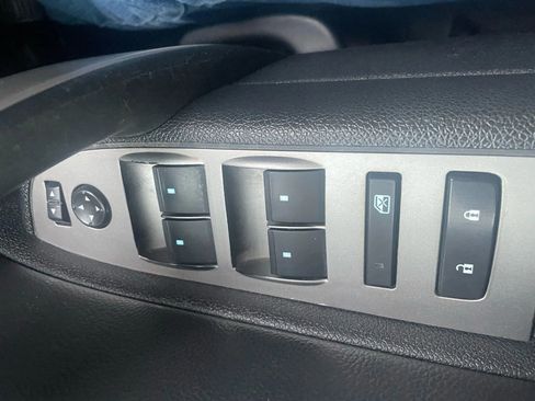 Used 2013 GMC Sierra 2500 SLE w/ SLE Preferred Package image 12