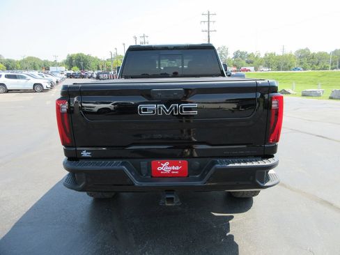 Used 2024 GMC Sierra 2500 Denali w/ Denali Reserve Package AWD/4WD image 6