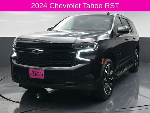 Used 2024 Chevrolet Tahoe RST w/ Luxury Package image 2