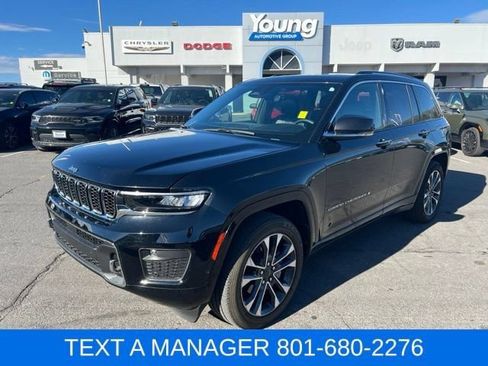Used 2024 Jeep Grand Cherokee Overland w/ Trailer Tow Package AWD/4WD image 1