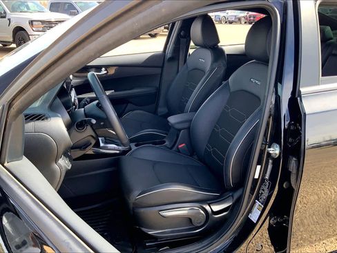 Certified 2023 Kia Forte GT-Line image 8