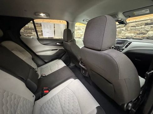 Used 2021 Chevrolet Equinox LS w/ LS Convenience Package AWD/4WD image 31