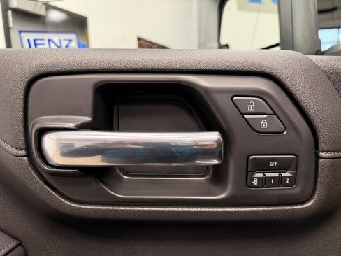 Used 2023 Chevrolet Silverado 3500 High Country image 29