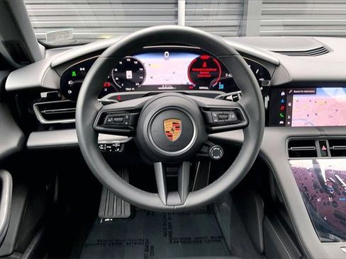 Used 2025 Porsche Taycan image 7